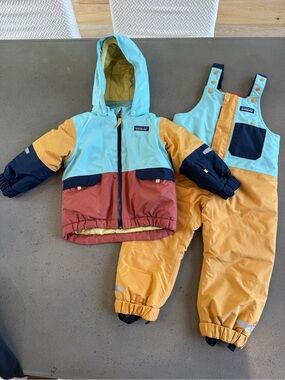 Patagonia toddler snow pile Jacket and snow pants bibs 2T
